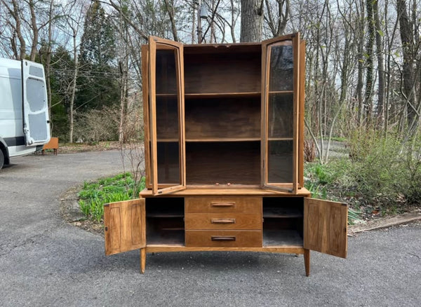 Broyhill Emphasis China Cabinet