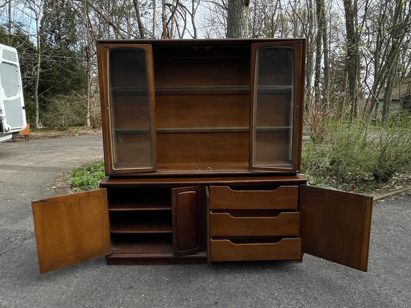 Broyhill Emphasis China Cabinet