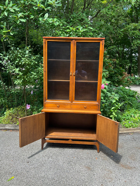 Rare Broyhill Brasilia China Cabinet
