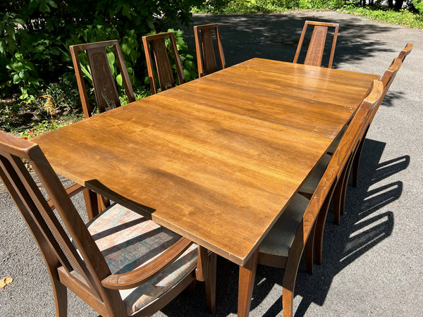 Broyhill Emphasis Dining Set