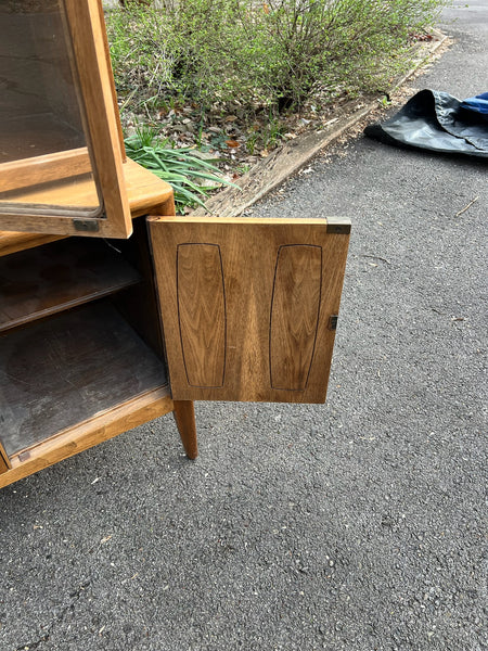 Broyhill Emphasis China Cabinet