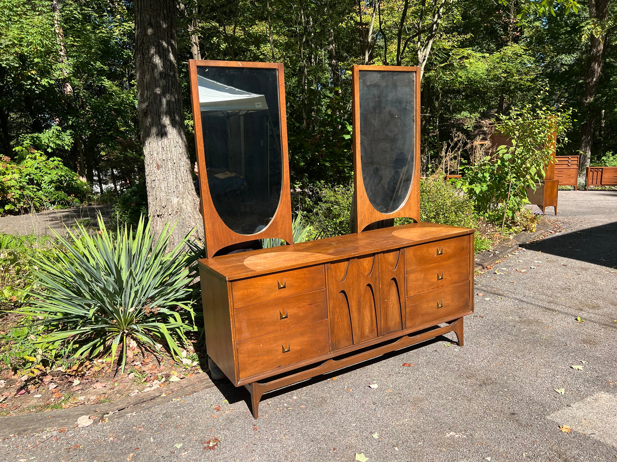 Broyhill Brasilia Lowboy Dresser with Mirrors – Detour Furniture Broyhill Brasilia Lowboy Dresser with Mirrors – Detour Furniture