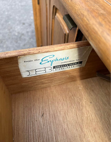 Broyhill Emphasis China Cabinet