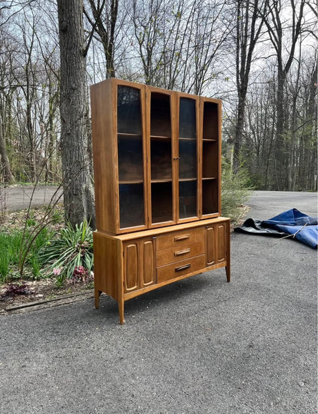 Broyhill Emphasis China Cabinet