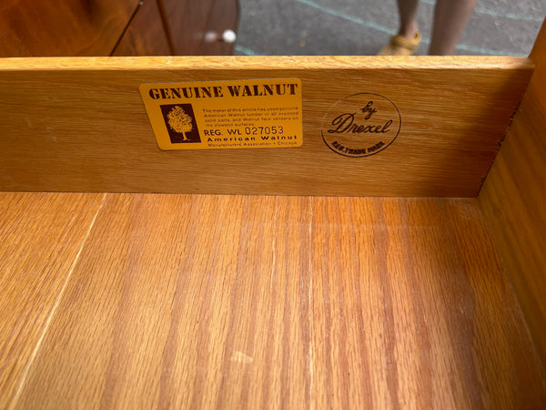 8-Drawer Drexel Declaration Dresser