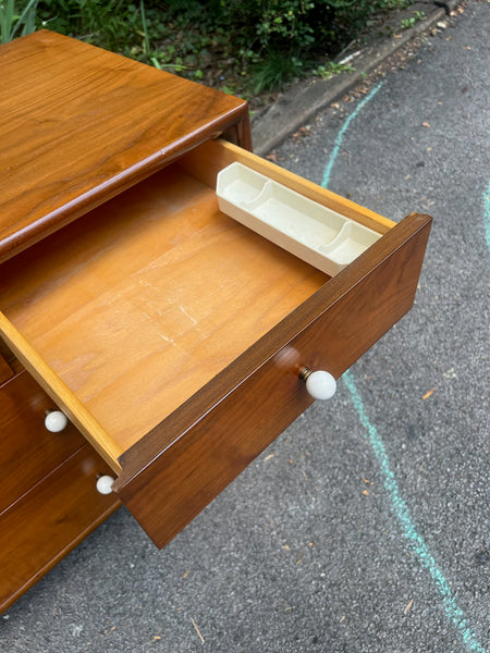 8-Drawer Drexel Declaration Dresser