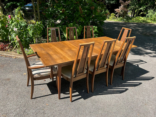Broyhill Emphasis Dining Set