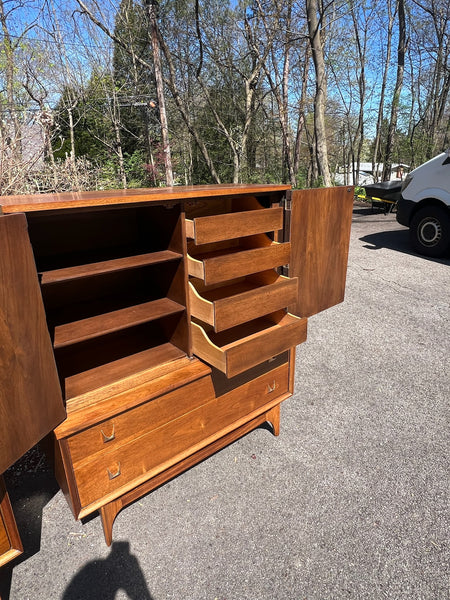 Broyhill Brasilia Bedroom Set