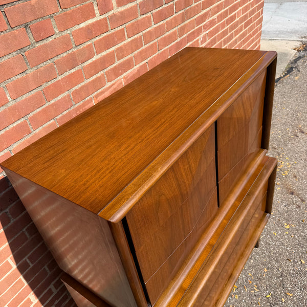 United Furniture Diamond Mid-Century Modern Walnut Highboy Dresser