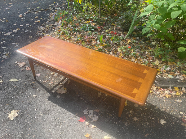 Lane Acclaim Coffee Table