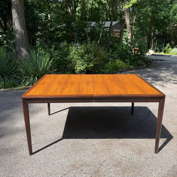 Edward Wormley for Dunbar Rosewood Dining Set with Eight Chairs and Three Leaves