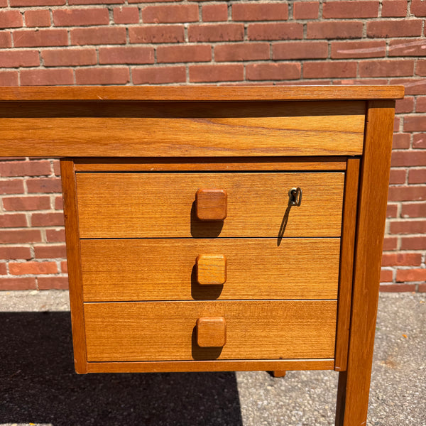 Domino Møbler Danish Modern Teak Executive Desk | Mid Century Modern Partner’s Writing Desk