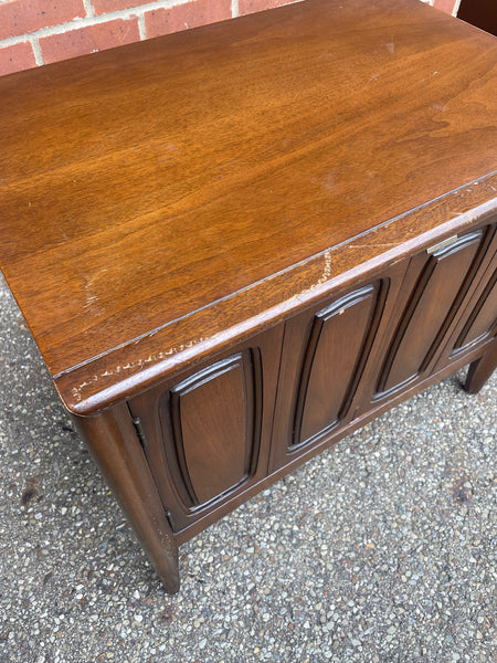 Pair of Broyhill “Emphasis” Walnut End Tables Nightstands