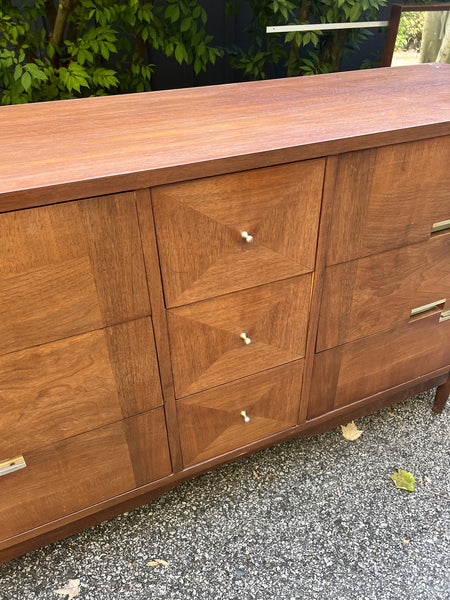 Vintage American of Martinsville Dresser Set