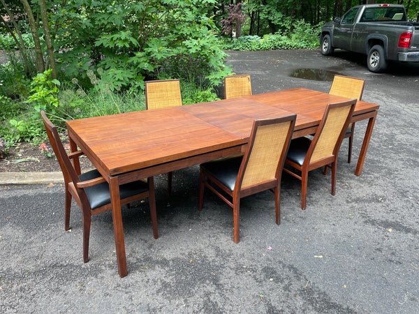 Dillingham Dining Set