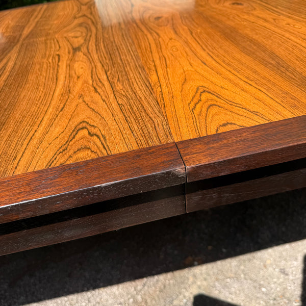 Edward Wormley for Dunbar Rosewood Dining Set with Eight Chairs and Three Leaves