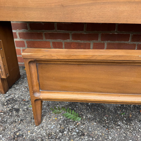 Pair of Broyhill Forward Walnut Full-Size Headboards & Footboard