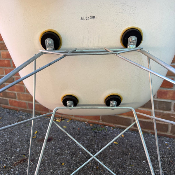 Case Study Rocking Shell Chair by Modernica in the Style of Ray & Charles Eames