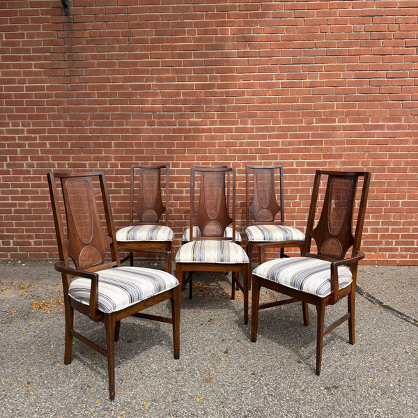 Broyhill Brasilia Mid-Century Modern Walnut Dining Set with 6 Chairs & 2 Leaves
