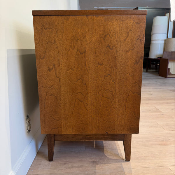 Mid Century Modern Broyhill Brasilia Walnut Dresser Set