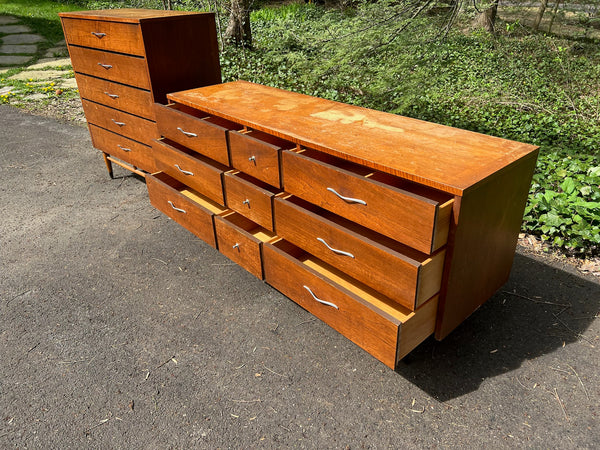 Lane Acclaim Dresser Set