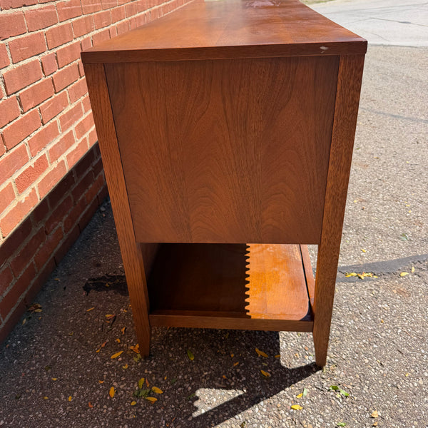 Broyhill Brasilia Mid-Century Modern Walnut Credenza Sideboard