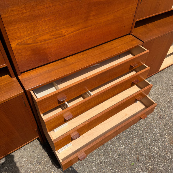 Rare Three-Bay Teak Wall Unit by Hans J. Wegner for Ry Møbler, Denmark