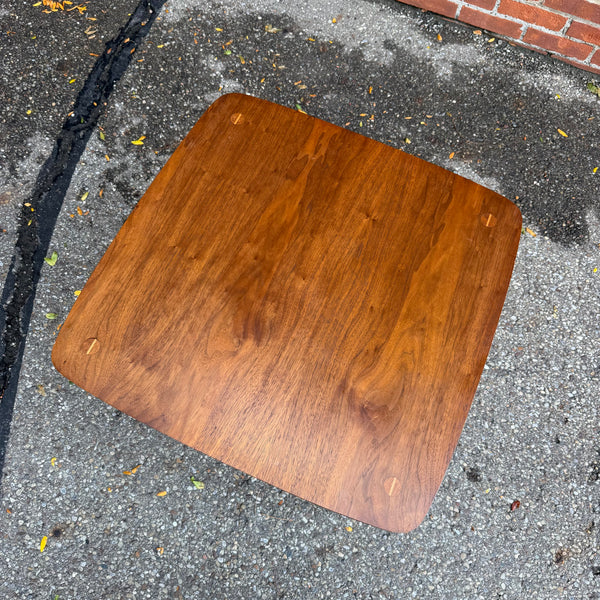 Lane “Accent” Mid Century Modern Walnut Side Table