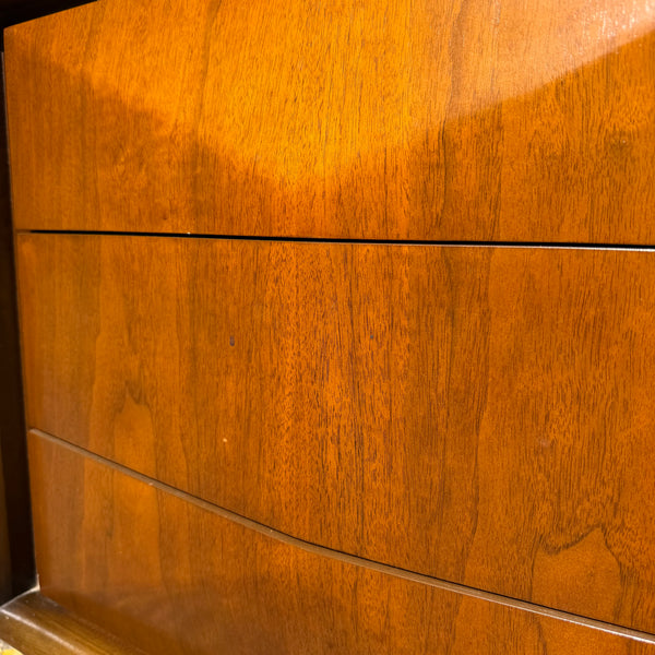 United Furniture Diamond Mid-Century Modern Walnut 9-Drawer Lowboy Dresser