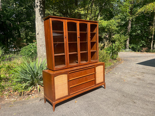 Lane Rhythm China Cabinet