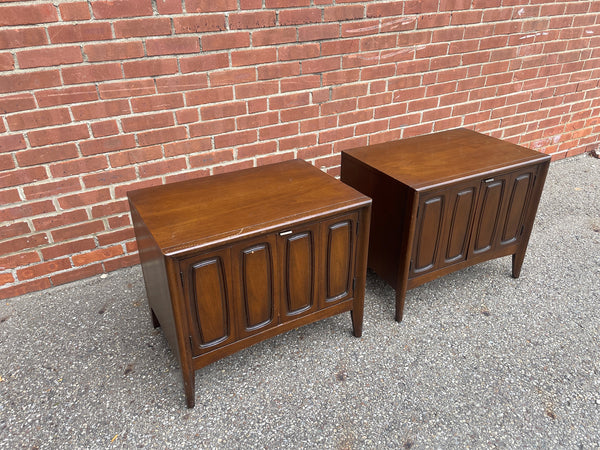 Pair of Broyhill “Emphasis” Walnut End Tables Nightstands