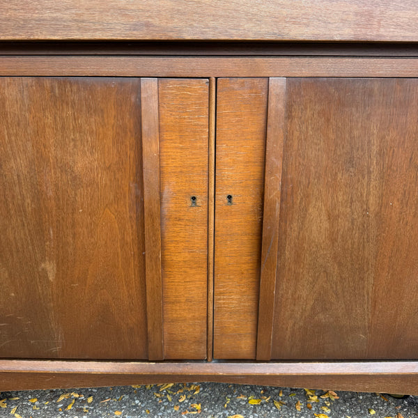 Vintage Mid-Century Modern Walnut Flip-Top Bar & Storage Cabinet on Casters