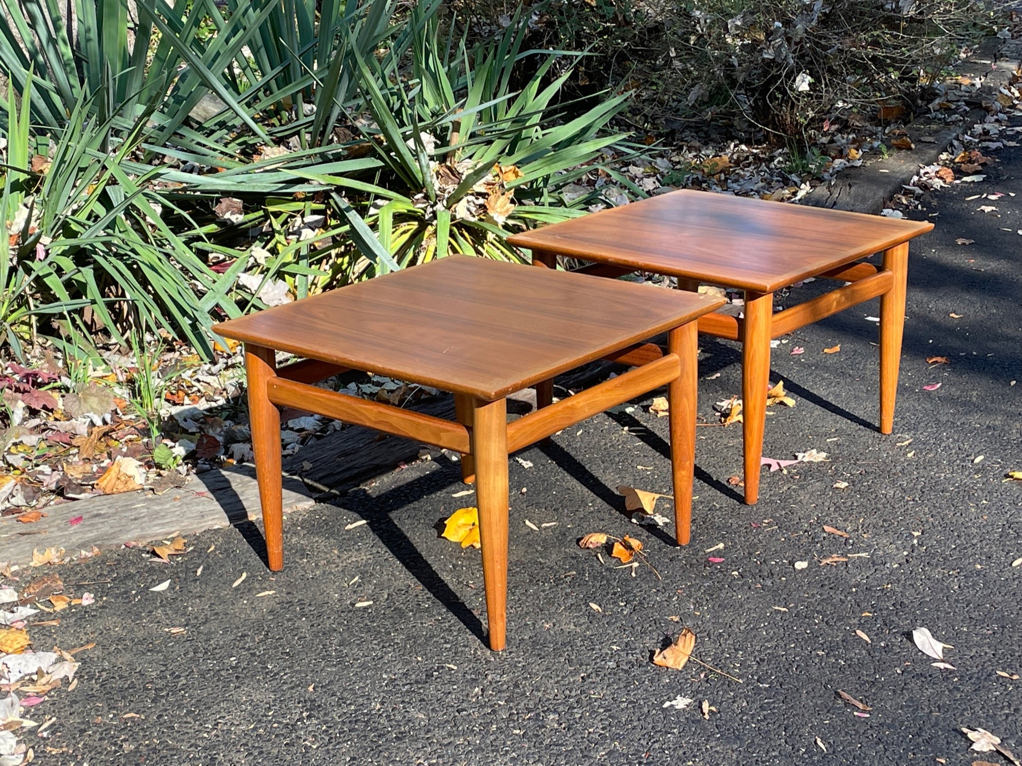 Pair of Square Henredon Side Tables