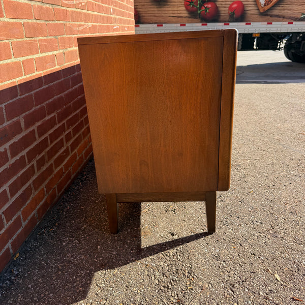United Furniture Diamond Collection Mid-Century Modern Walnut Nine-Drawer Lowboy Dresser