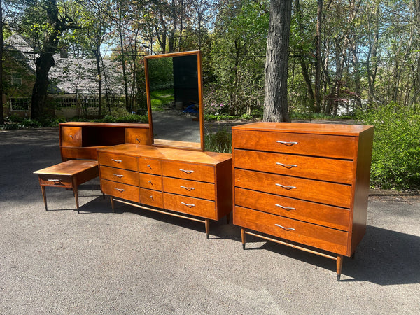 Lane Acclaim Bedroom Set