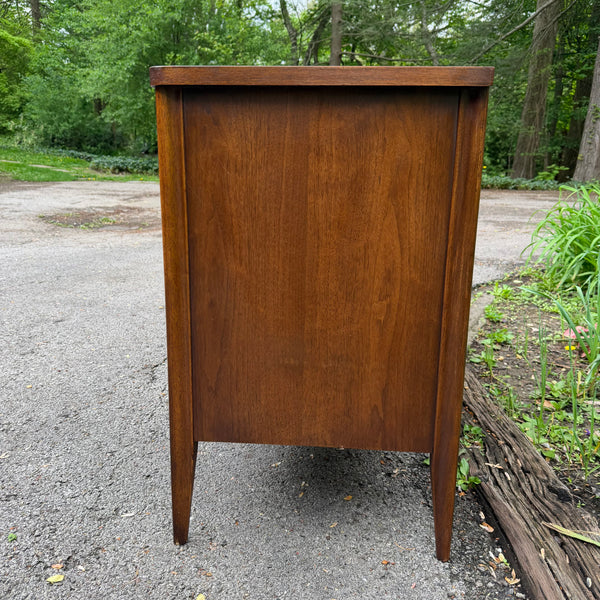 Broyhill Saga Lowboy Dresser