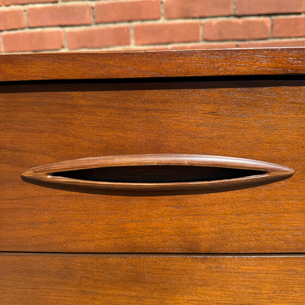 Broyhill Sculptra Walnut Mid Century Modern Credenza Buffet Cabinet