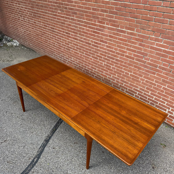 Danish Modern Vintage Dining Set