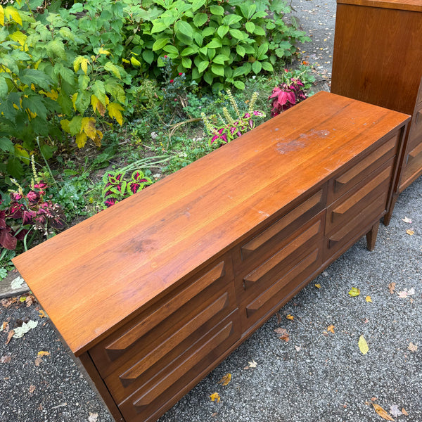 Vintage Mid-Century Modern Walnut Nine-Drawer Lowboy Dresser with Sculpted Wood Pulls