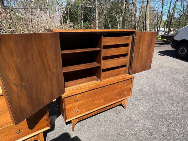Broyhill Brasilia Bedroom Set