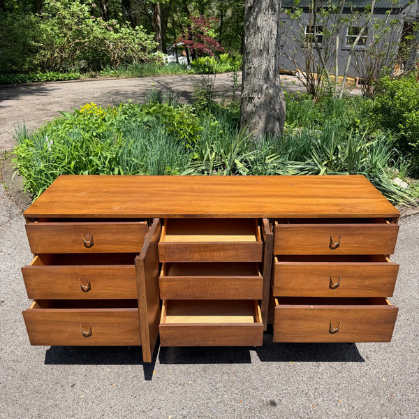 Broyhill Brasilia Lowboy Walnut Dresser