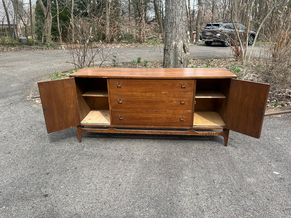 Broyhill Brasilia Buffet / Sideboard