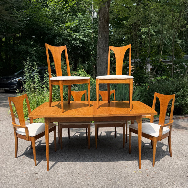 Mid Century Modern Broyhill Walnut Dining Set with 6 Chairs