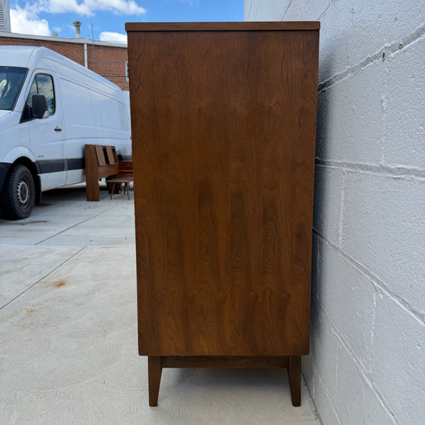 Broyhill Brasilia Magna Chest / Dresser