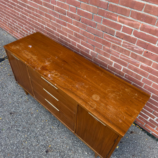 1960s Kent Coffey Tableau Mid-Century Modern Walnut Credenza