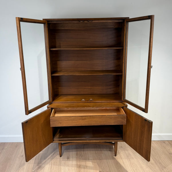 Broyhill “Sculptra” Walnut China Cabinet Hutch