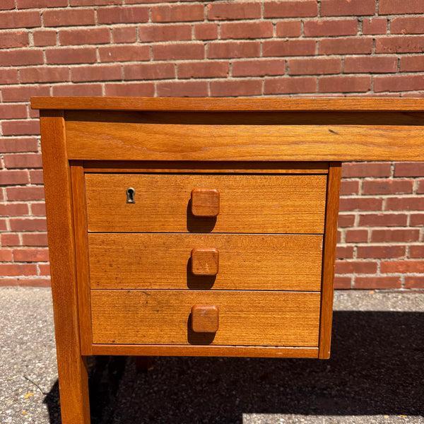 Domino Møbler Danish Modern Teak Executive Desk | Mid Century Modern Partner’s Writing Desk