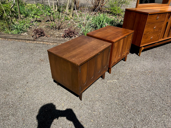 Broyhill Brasilia Bedroom Set