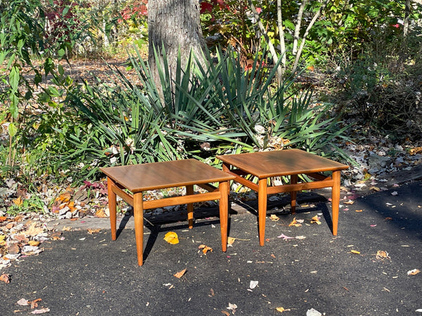 Pair of Square Henredon Side Tables