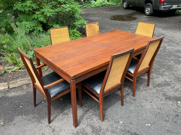 Dillingham Dining Set